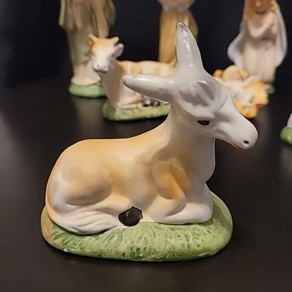VTG 9pc Porcelain Nativity Figurines‎ Set ~ Classic Living Christmas Collection - Picture 2 of 16